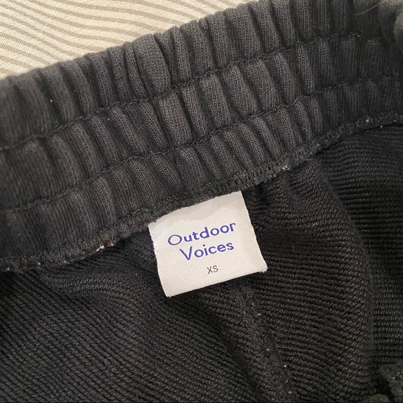 Outdoor Voices Black Sweatsuit SET - Picture 6 of 10